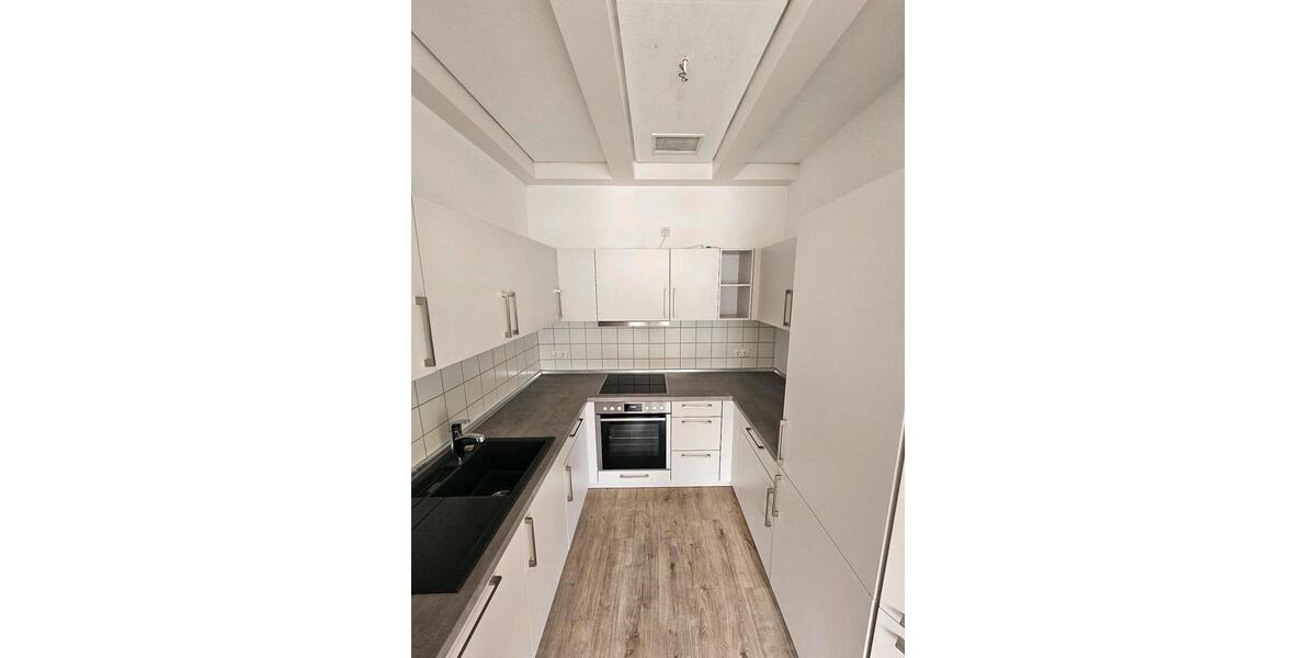 Etagenwohnung Lennestadt - 3 Zimmer, 85 m&sup2;, 890&euro; | Angebot:26693978