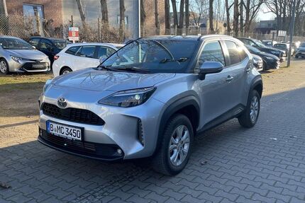 Toyota Yaris Cross 1.001 km 34.240 &euro; Berlin 13403