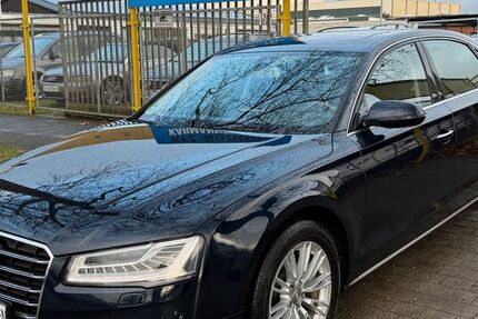 Audi A8 196.000 km 22.349 € Osnabrück 49084