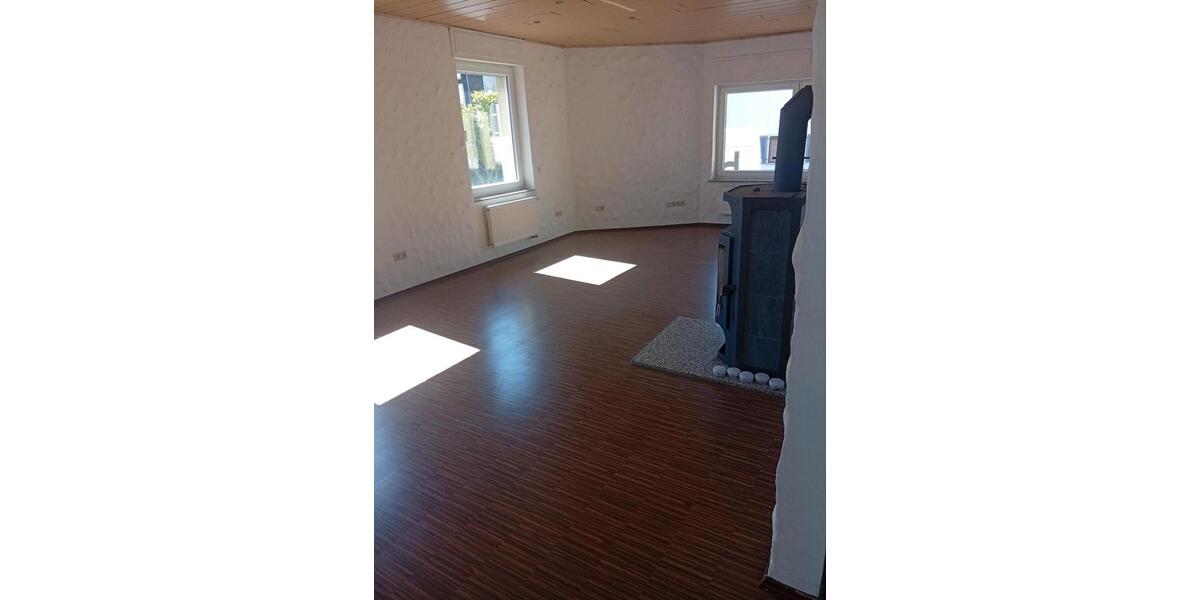 Erdgeschoßwohnung Nauort - 3 Zimmer, 90 m&sup2;, 540&euro; | Angebot:26688025