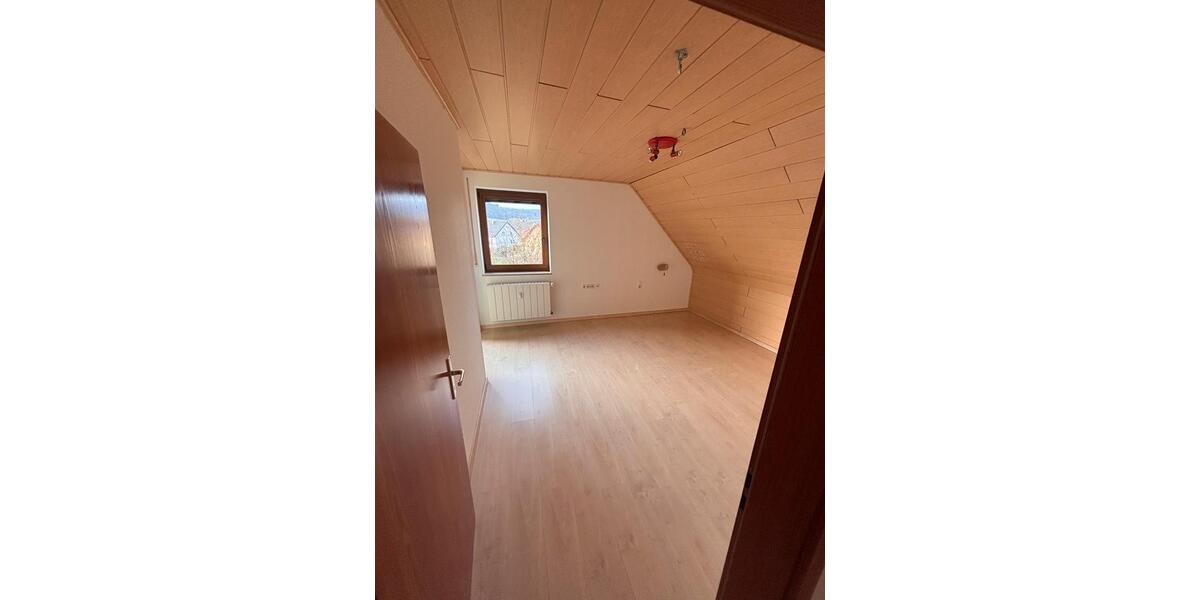 Schöne helle 4 Zimmerwohnung in Reundorf zu vermieten 4 zimmer