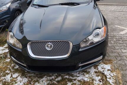Jaguar XF 183.000 km 8.600 &euro; Poing 85586