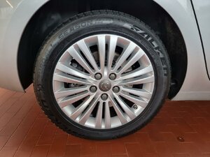 Opel Zafira Innovation 7Sitzer Navi Kamera Winterp. Sol 75.956 km 17.490 € HAAN 42781