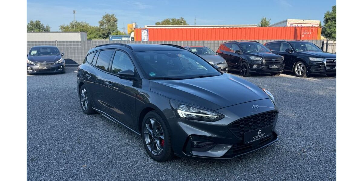 Ford Focus 73.000 km 9.499 &euro; Sachsenheim 74343