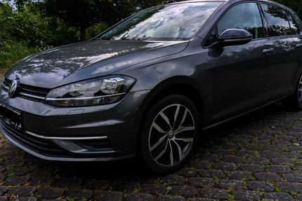 VW Golf 90.000 km 16.850 &euro; Siegen 57074