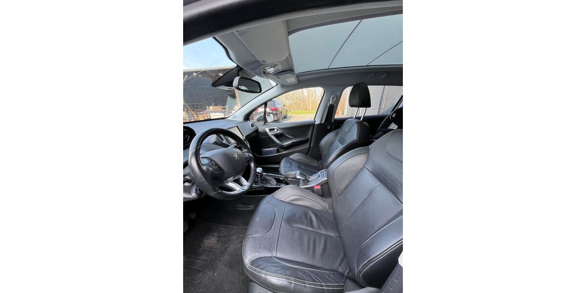 Peugeot 2008 148.000 km 8.500 &euro; Mandelbachtal 66399