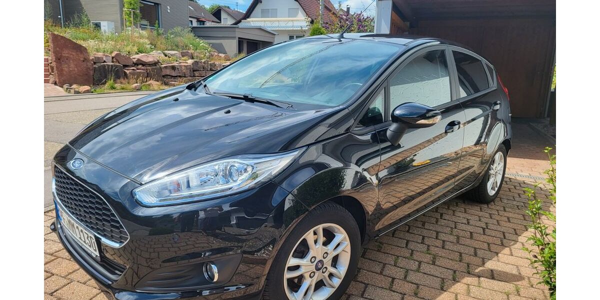 Ford Fiesta 72.999 km 10.500 &euro; Neuenbürg 75305