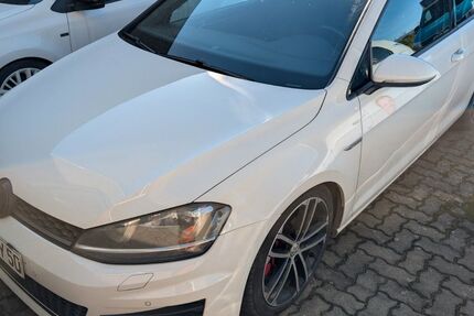 VW Golf 267.000 km 11.000 &euro; Altenkrempe 23730