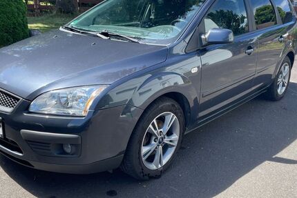 Ford Focus 164.343 km 3.999 € Bad Honnef 53604
