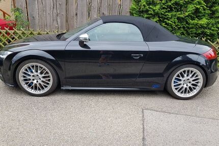 Audi TTS