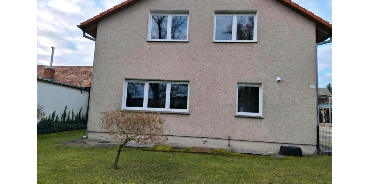 Einfamilienhaus Neuzelle - 3 Zimmer, 120 m&sup2;, 600&euro; | Angebot:25393597