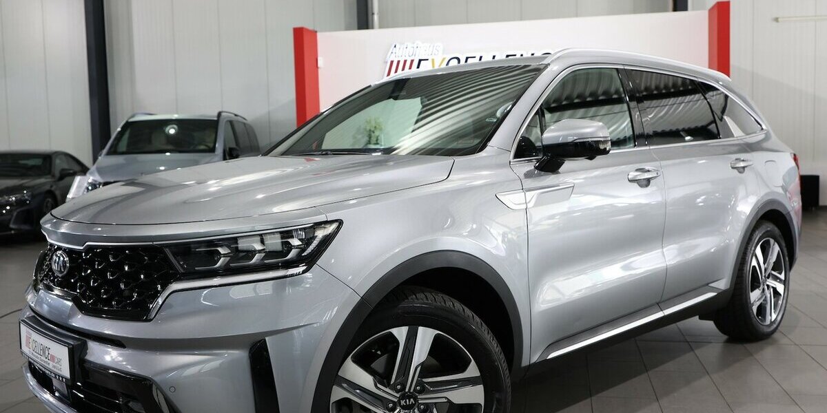 Kia Sorento 1.6 P-HEV 4WD PLATINUM / 7-SITZER / LED 69.000 km 33.997 &euro; Hamm 59077