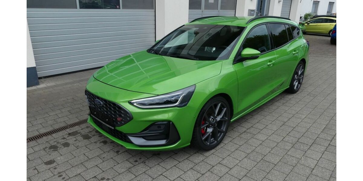 Ford Focus 89.600 km 26.990 &euro; Ehrenberg-Seiferts 36115