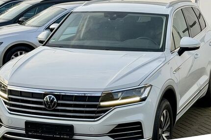 VW Touareg 141.827 km 34.999 &euro; Braunschweig 38118