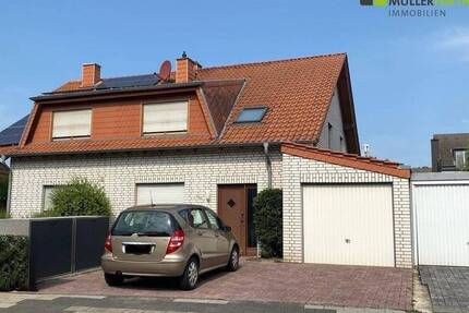 Gepflegtes Zweifamilienhaus mit Garage in guter Wohnlage von Eschweiler-Weisweiler