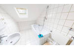 Köln! Doppelt profitieren! 3-Zimmer-Eigentumswohnung mit Sonnenterrasse und Stellplatz + separates Studio Apartment in ruhiger Lage! (LK 4880)