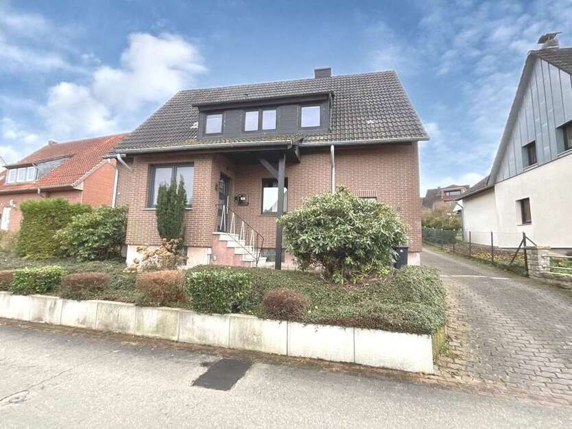 Haus zum Kaufen in Beckedorf 185.000 € 110 m²
