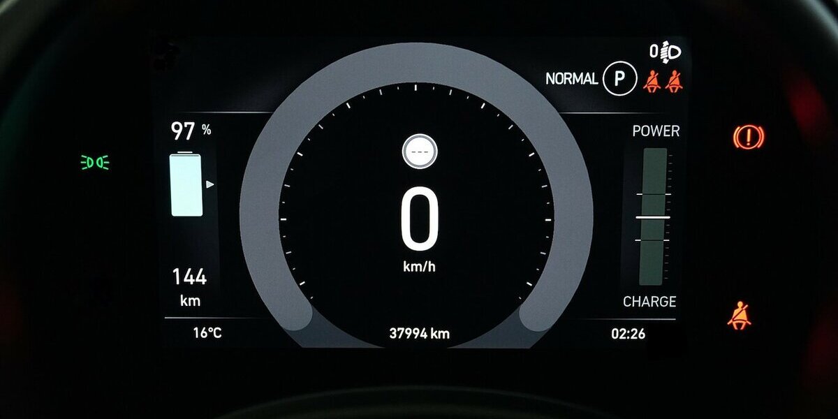 Fiat 500e Action Carplay Android Sitzheizung 38.100 km 12.680 &euro; Lich 35423