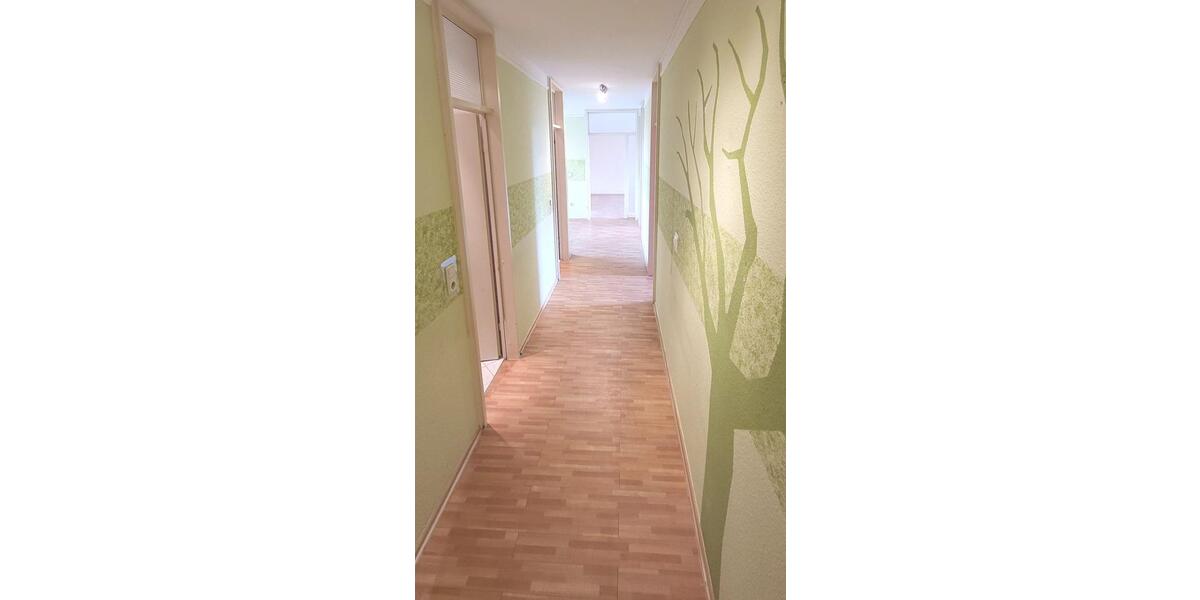 Etagenwohnung Ludwigshafen am Rhein Edigheim - 4.5 Zimmer, 100 m&sup2;, 205.000&euro; | Angebot:26047095