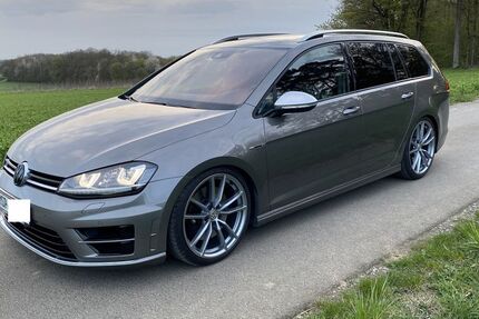 VW Golf 111.000 km 23.900 &euro; Arnstein 97450