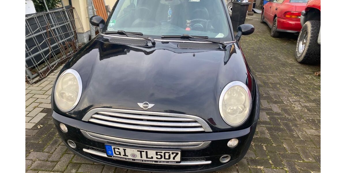 Mini Cooper Cabrio 236.288 km 2.500 &euro; Ettingshausen 35447