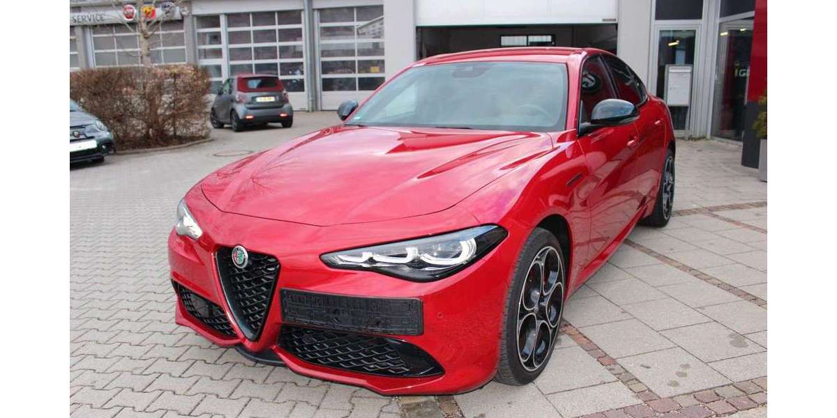 Alfa Romeo Giulia 13.600 km 33.900 &euro; Weilheim 82362