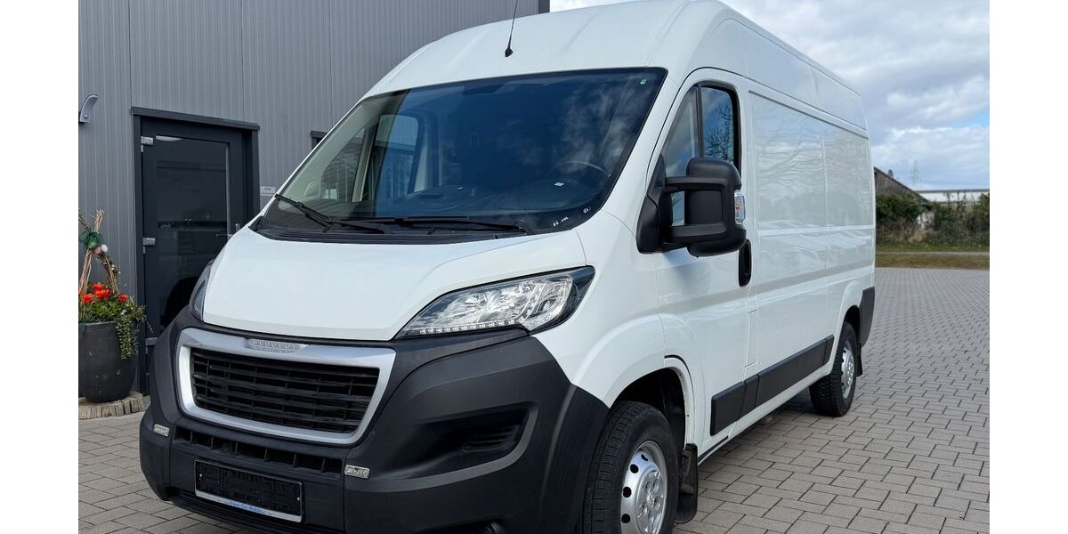 Peugeot Boxer 66.045 km 20.900 &euro; Appen-Etz 25482