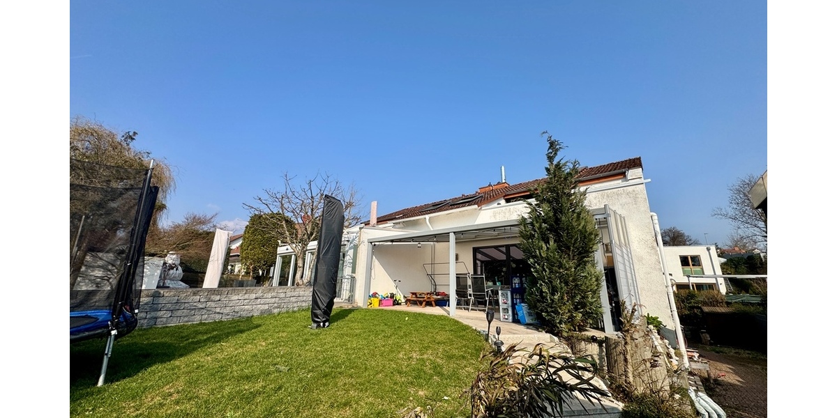 Friedrichsdorf: Großzügige Doppelhaushälfte mit separater Einliegerwohnung! - Doppelhaushälfte Friedrichsdorf | Angebot:27145996