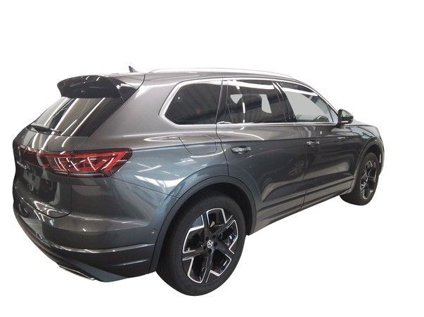 VW Touareg 3.564 km 57.990 € Ingolstadt 85053