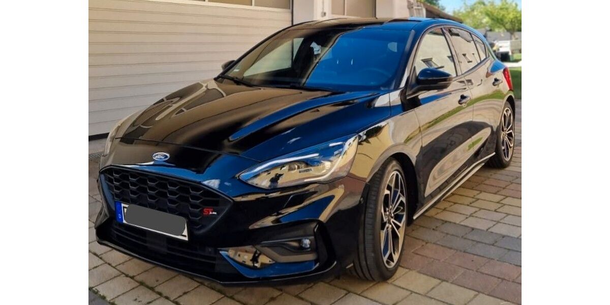 Ford Focus 69.000 km 12.500 &euro; Sünching 93104