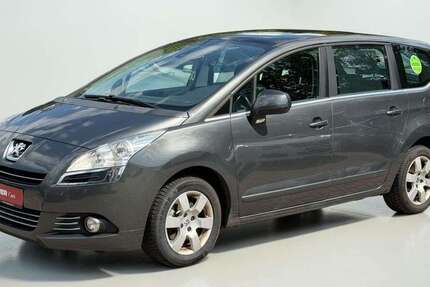 Peugeot 5008 222.289 km 2.900 &euro; Hamburg 22043