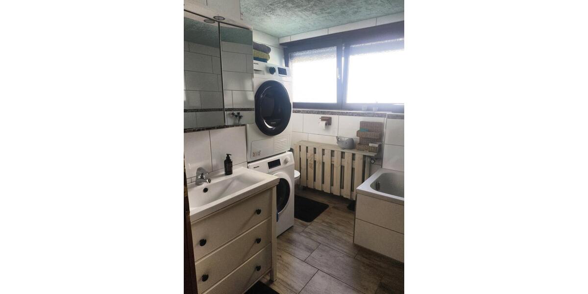 Einfamilienhaus Elztal - 10 Zimmer, 280 m&sup2;, 400.000&euro; | Angebot:26953202