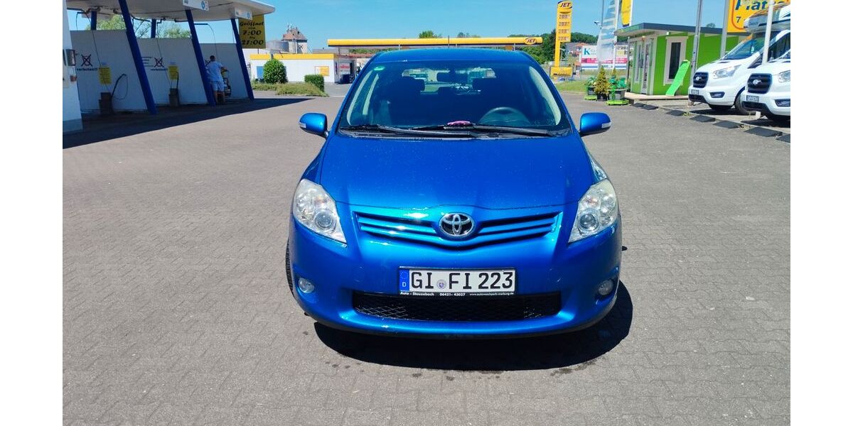 Toyota Auris 160.000 km 4.999 &euro; Wetter 35083