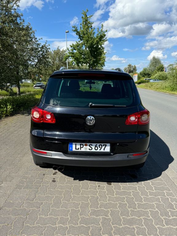 VW Tiguan 90.127 km 7.000 € Erwitte 59597