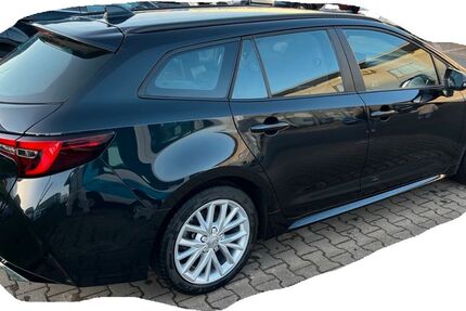 Toyota Corolla 32.000 km 24.000 &euro; Euskirchen 53881