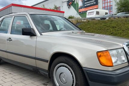 Mercedes-Benz 230 199.633 km 2.499 &euro; Morbach 54497