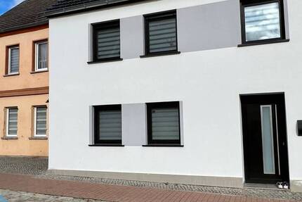 Haus Rathenow - 6 Zimmer, 120 m&sup2;, 650.000&euro; | Angebot:25689355