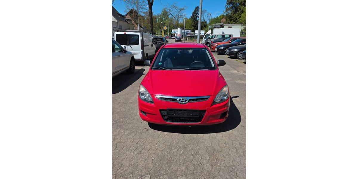 Hyundai i30 172.000 km 2.900 &euro; Saarbrücken 66115