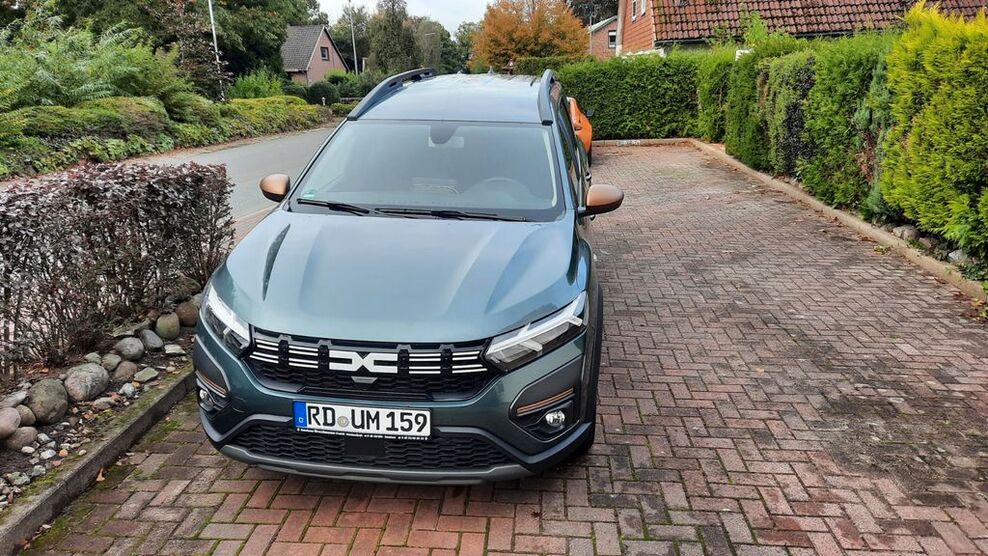 Dacia Jogger 26.500 km 19.800 € Meezen 24594