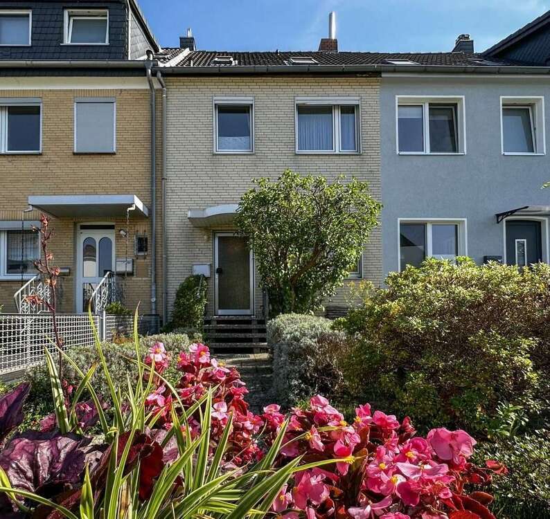 Haus zum Kaufen in Braunschweig 275.000 € 111 m² 4.5 zimmer