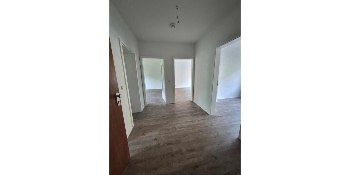 Erdgeschoßwohnung Magdeburg Diesdorf - 2.5 Zimmer, 66 m&sup2;, 480&euro; | Angebot:26713011