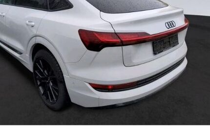 Audi e-tron 43.300 km 35.450 &euro; Manching 85077