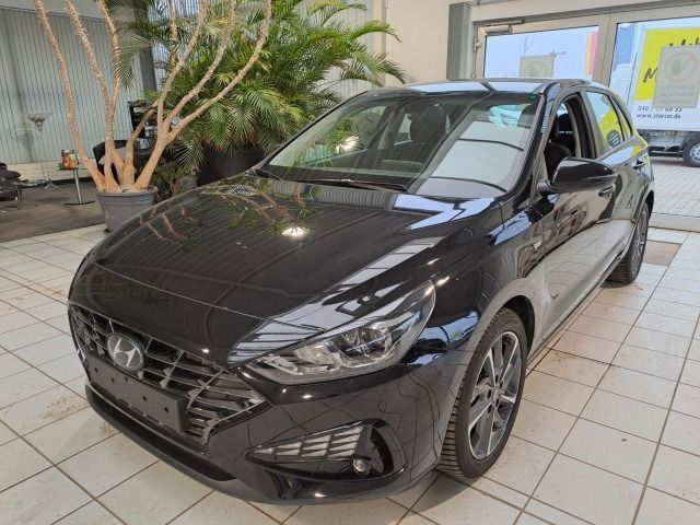 i30