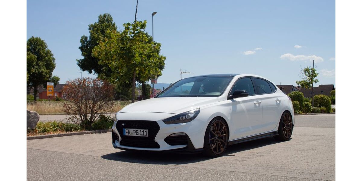 Hyundai i30 73.400 km 22.999 &euro; Freiburg 79110