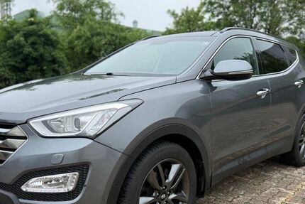 Hyundai SANTA FE 254.000 km 8.500 &euro; Hannover 30179