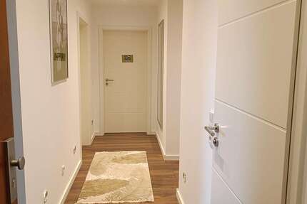 Wohnung zum Kaufen in Wunstorf 275.000 € 96 m² 4 zimmer