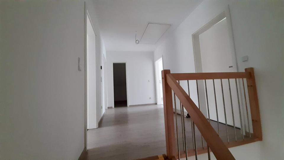 Einfamilienhaus Münchberg - 5 Zimmer, 151 m&sup2;, 1.700&euro; | Angebot:26237535