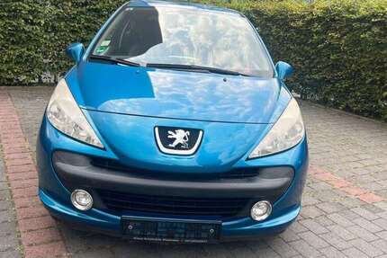 Peugeot 207 112.000 km 1.999 &euro; Wiesbaden 65197