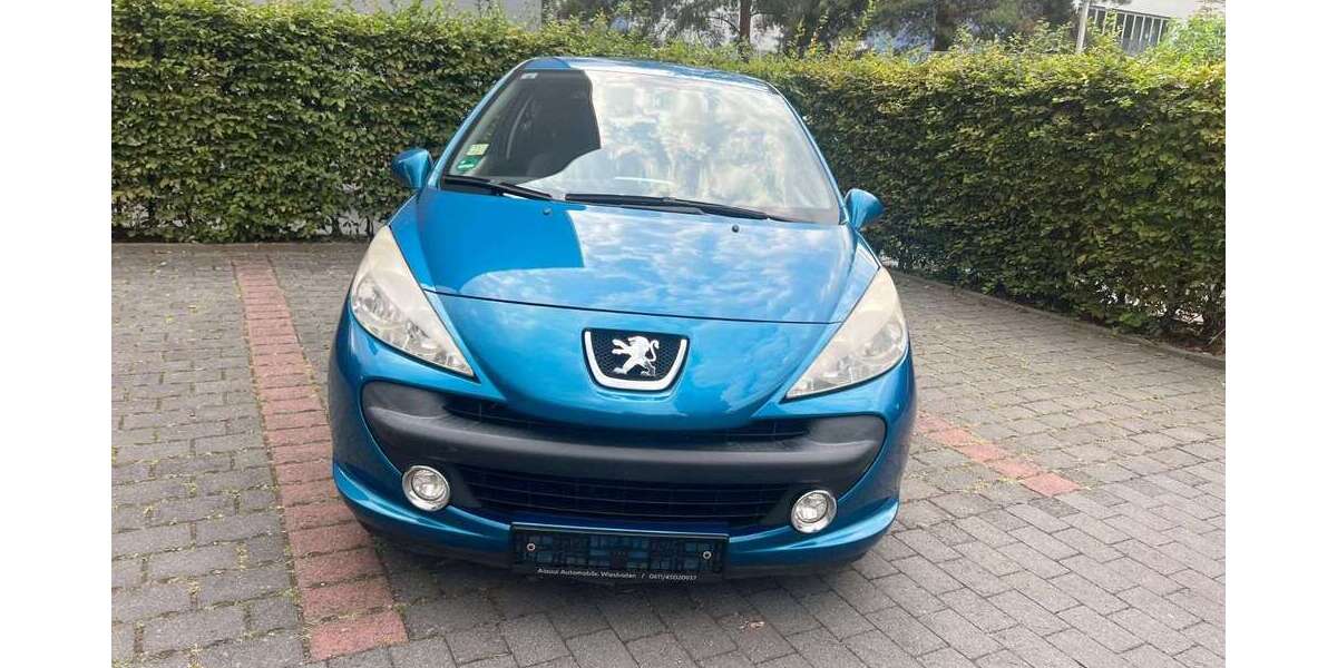 Peugeot 207 112.000 km 1.999 &euro; Wiesbaden 65197