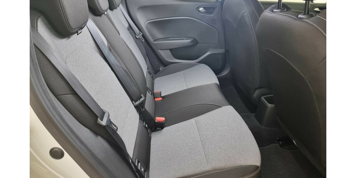 Renault Clio Evolution LED APP Keyless Tempomat Kamera 21.600 km 15.850 &euro; Garrel 49681